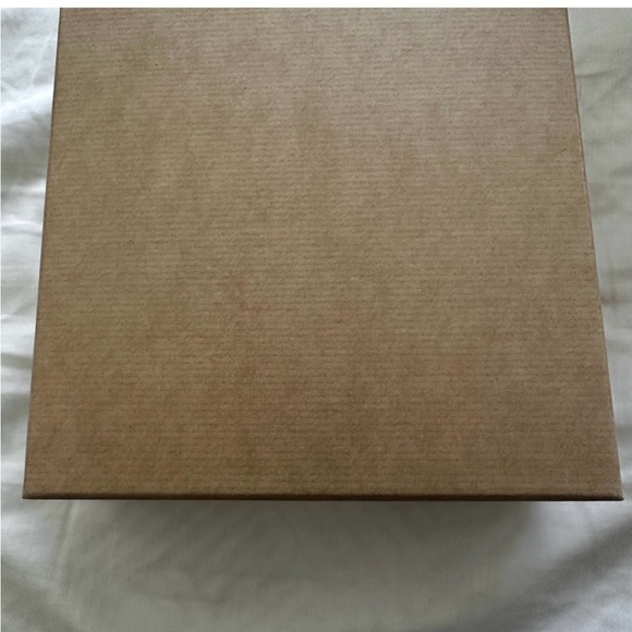 Christian Louboutin Tan Box - Picture 7 of 8